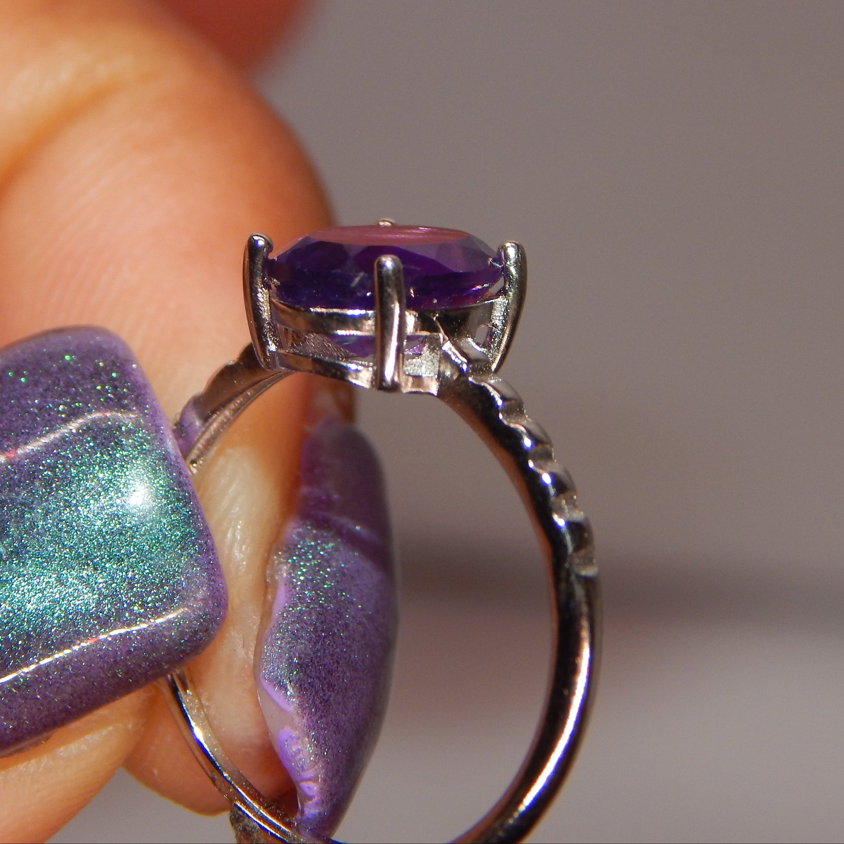 Purple Moissanite Oval Ring - Adjustable Silver (S925) band/Lab-created stone