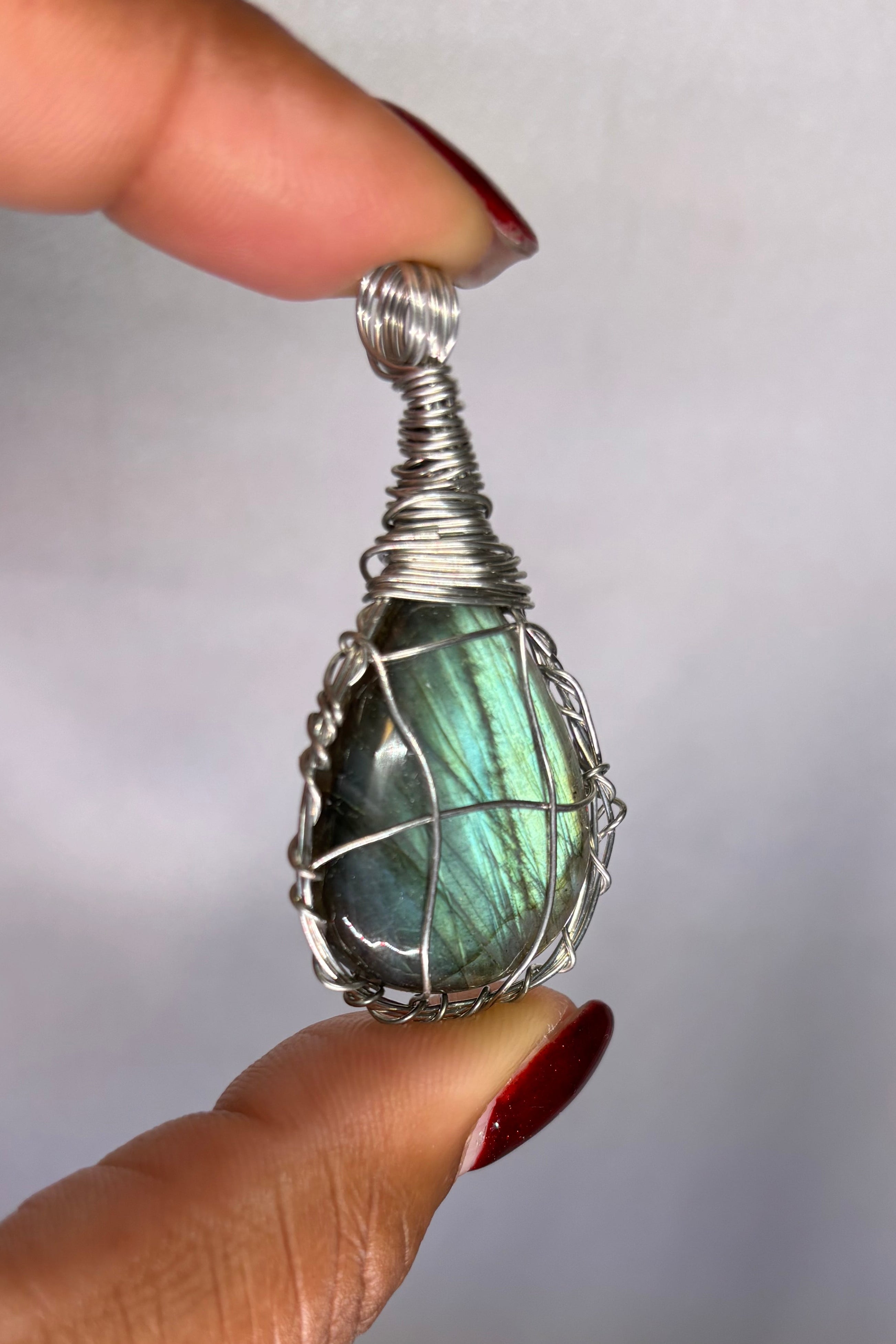 Copper-wrapped Labradorite Pendant (silver-plated copper)