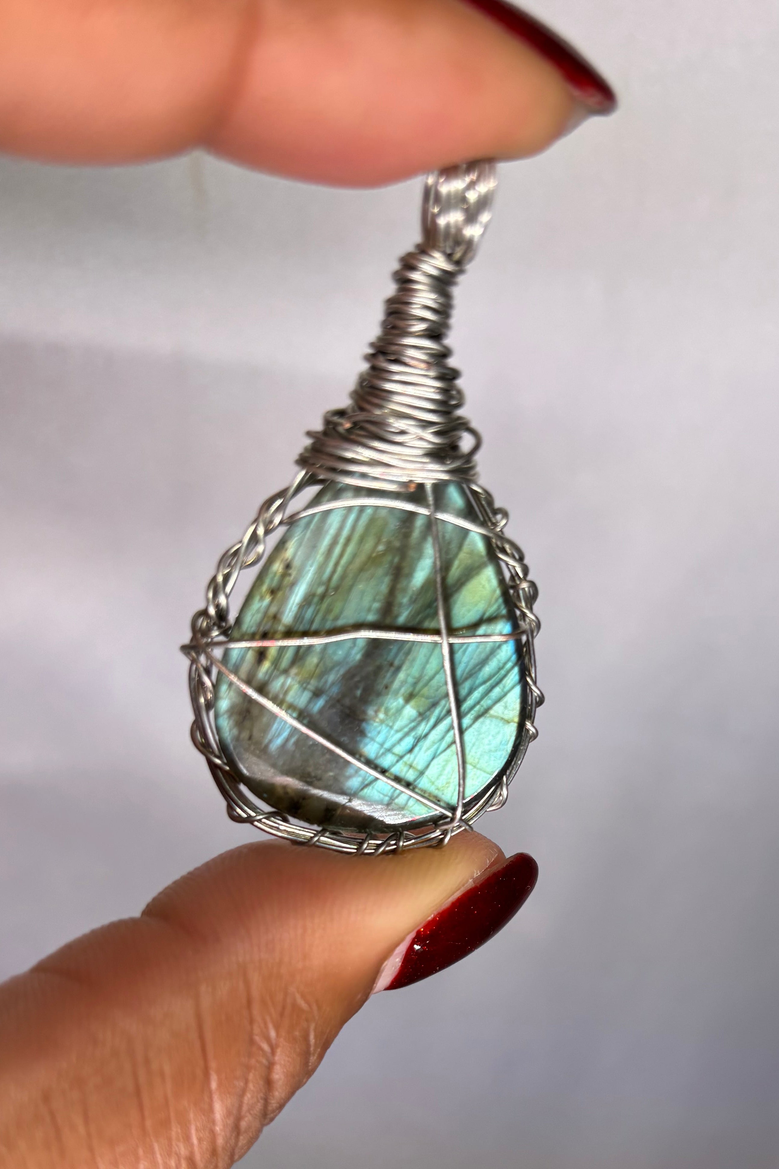 Copper-wrapped Labradorite Pendant (silver-plated copper)